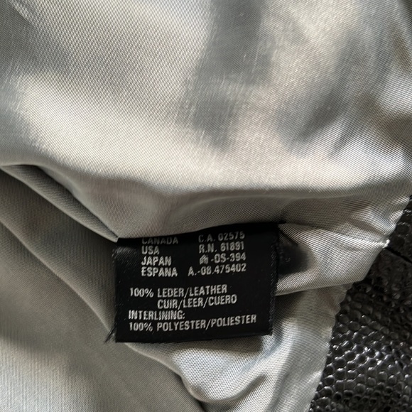 Laurel by Escada Pebbled Belted Black Leather Jacket, US6/8 - Picture 11 of 11